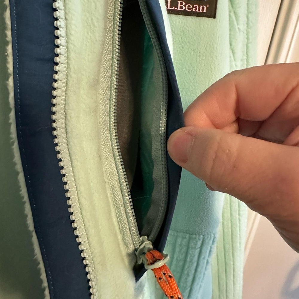 Woman’s Mint Green Fleece Jacket with Hunter Green Accents - Picture 6 of 12